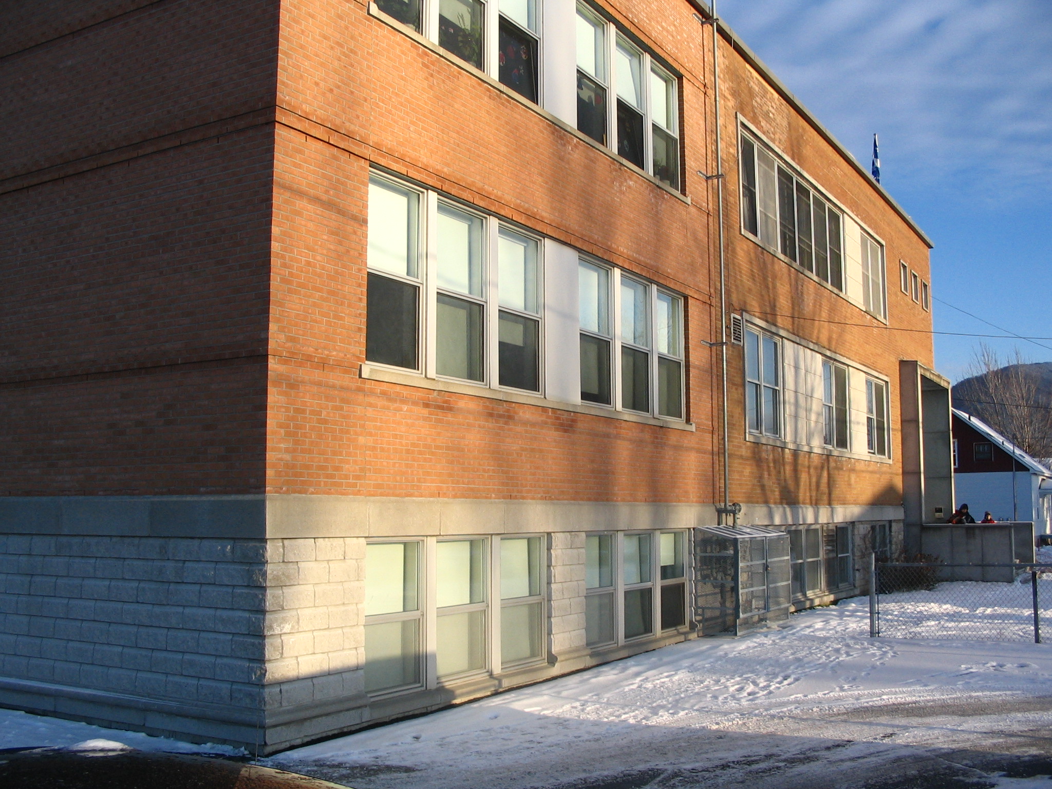 ÉCOLE SAINTMATHIEU RSArchitecture inc. / Réjean Savoie